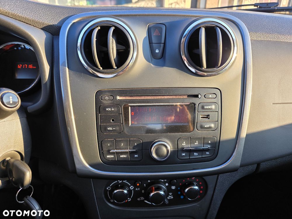 Dacia Sandero 1.2 16V 75 Celebration - 21