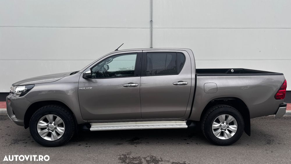 Toyota Hilux - 3