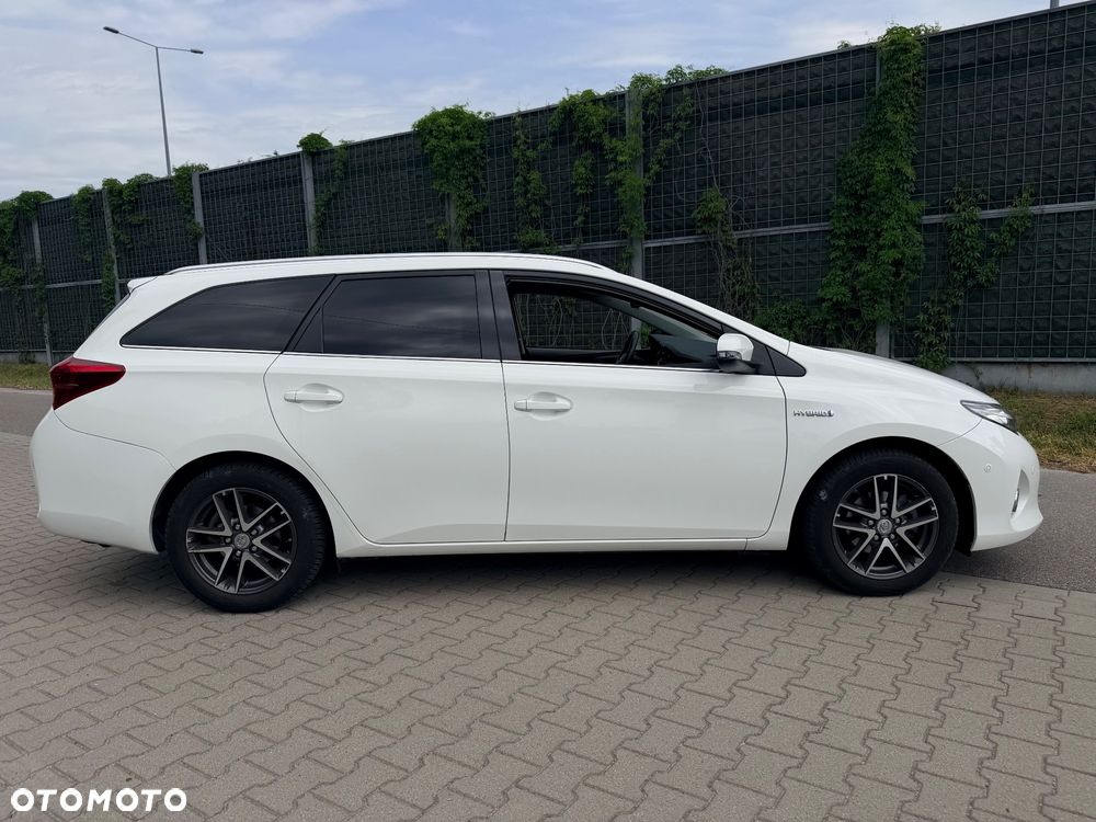 Toyota Auris Hybrid 135 Premium - 7