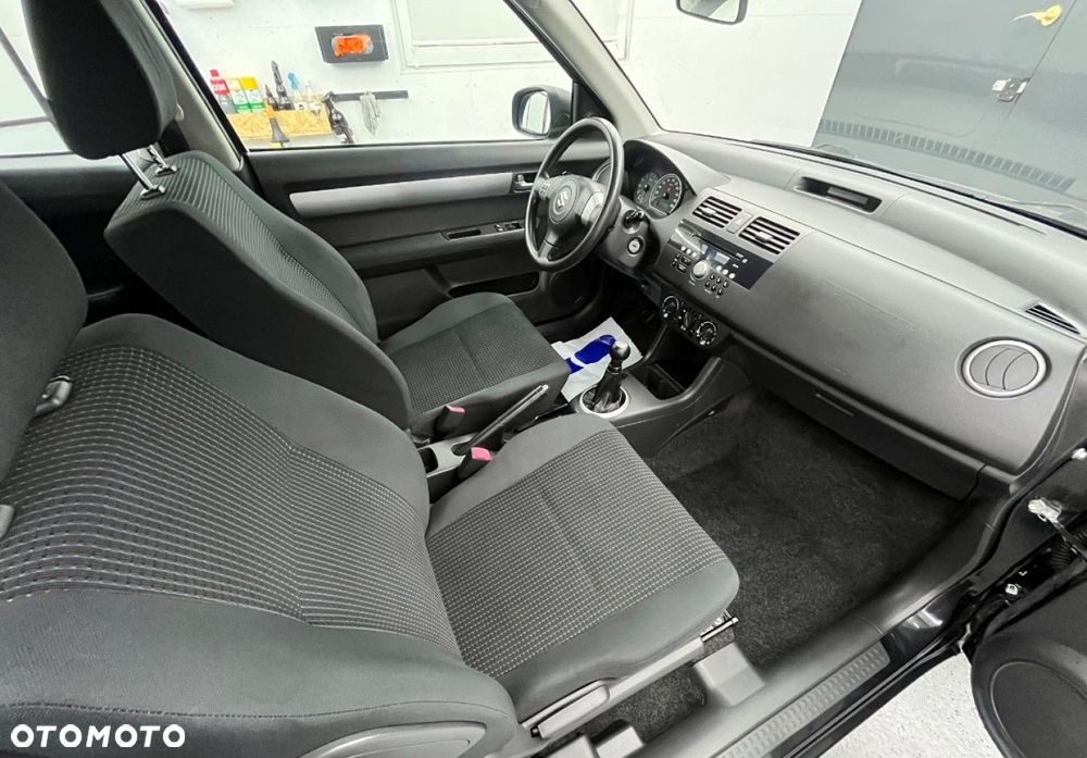 Suzuki Swift - 20
