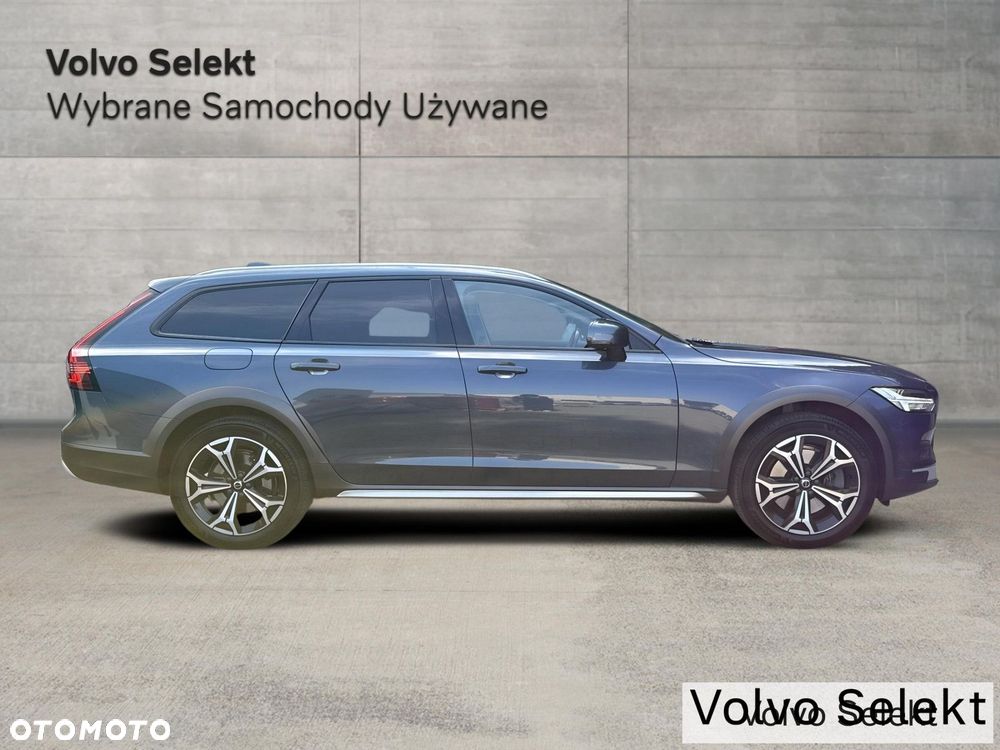 Volvo V90 Cross Country - 7