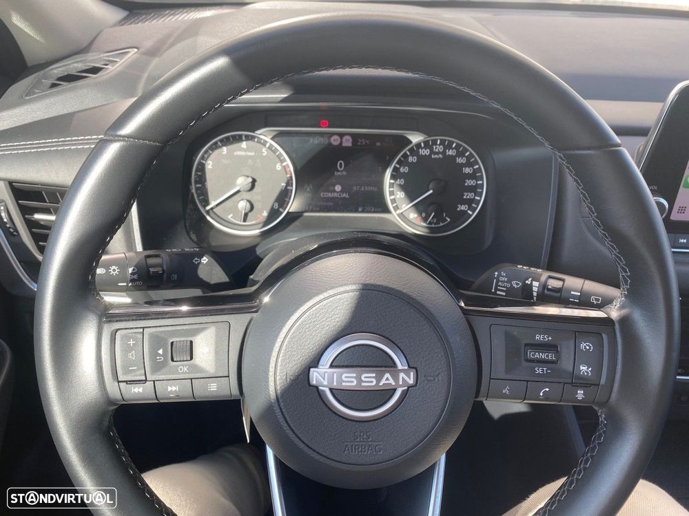 Nissan Qashqai 1.3 DIG-T Premiere Edition - 29