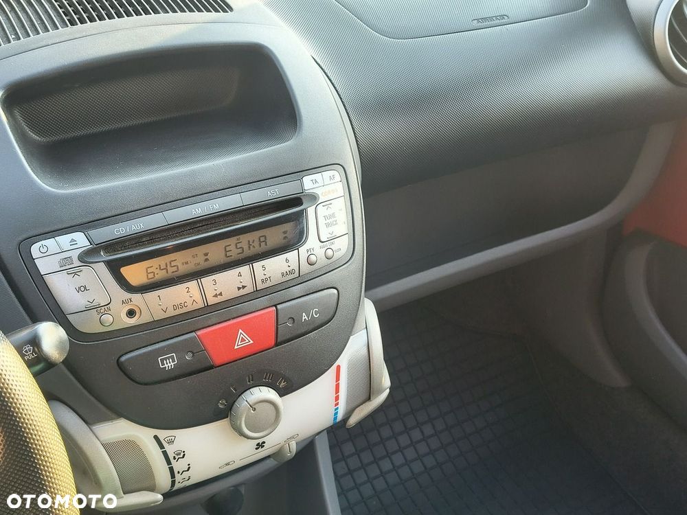 Toyota Aygo - 18