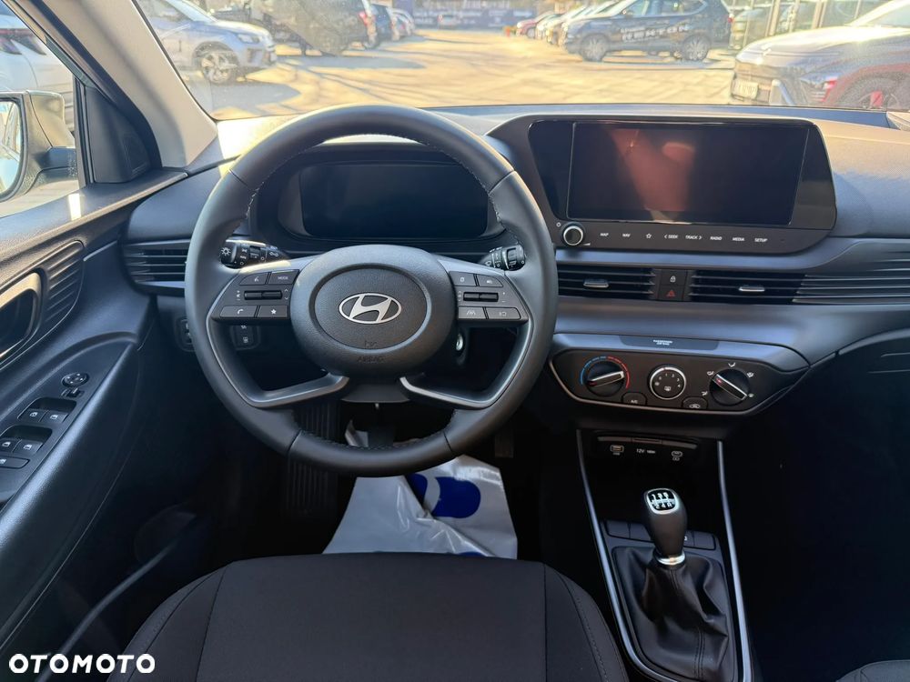 Hyundai i20 1.2 Modern - 12