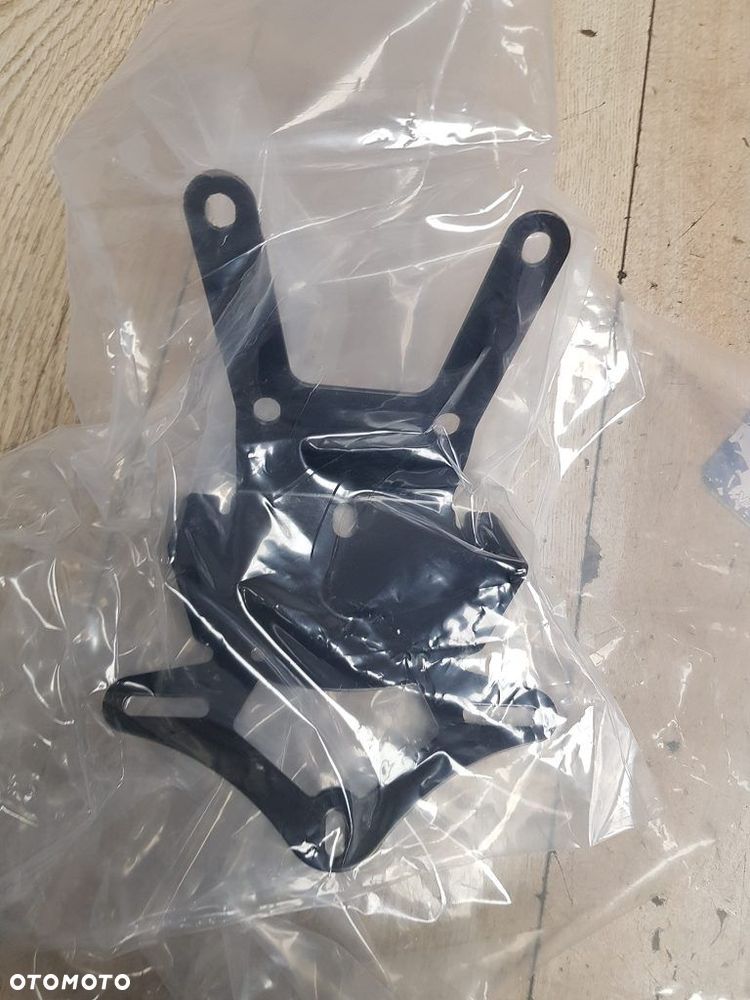 Uchwyt tablicy lampa R&G LP0150BK Honda CRF 250 Rally - 7