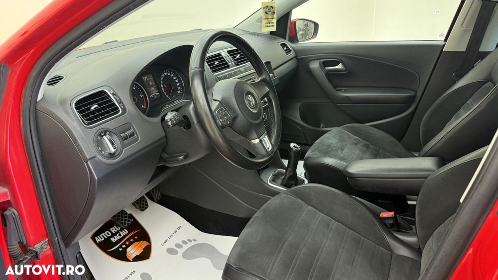 Volkswagen Polo - 12