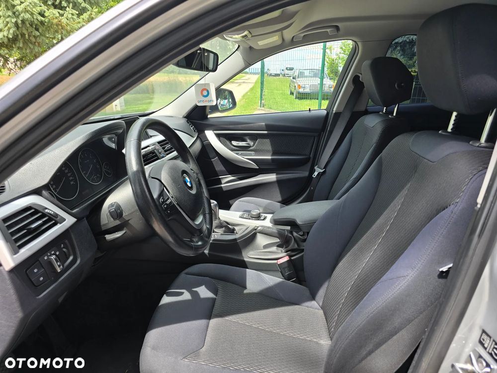 BMW Seria 3 - 10