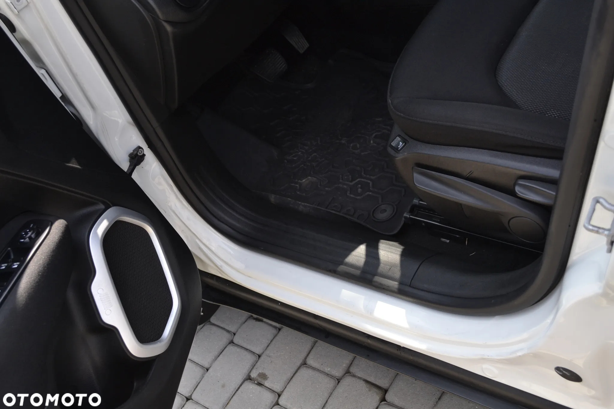 Jeep Renegade 1.4 MultiAir Longitude FWD S&S - 22