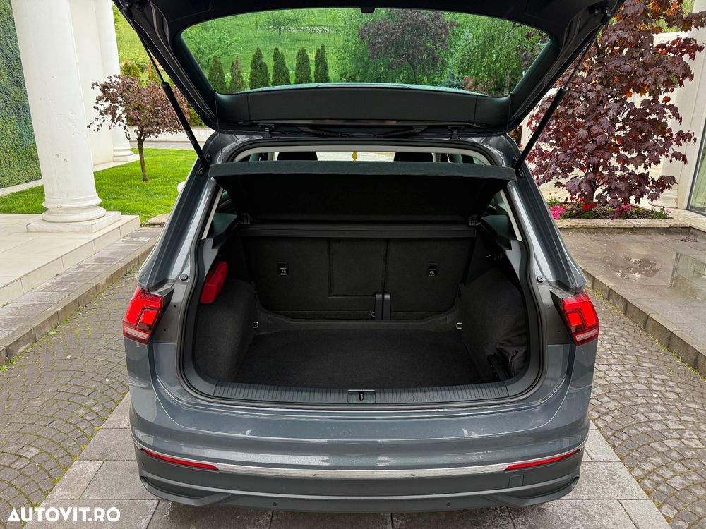 Volkswagen Tiguan - 25