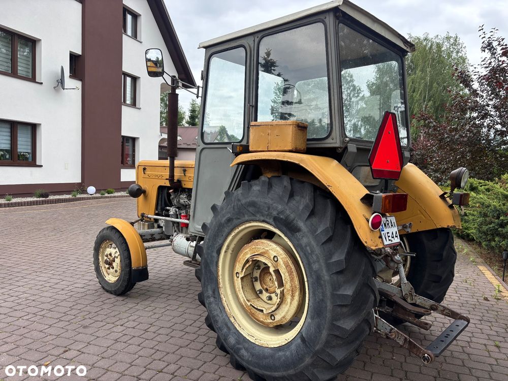 Ursus C360 3P - 11