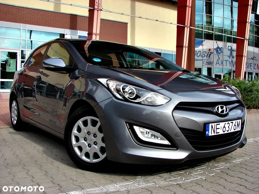 Hyundai i30 1.4 Intro Edition - 10