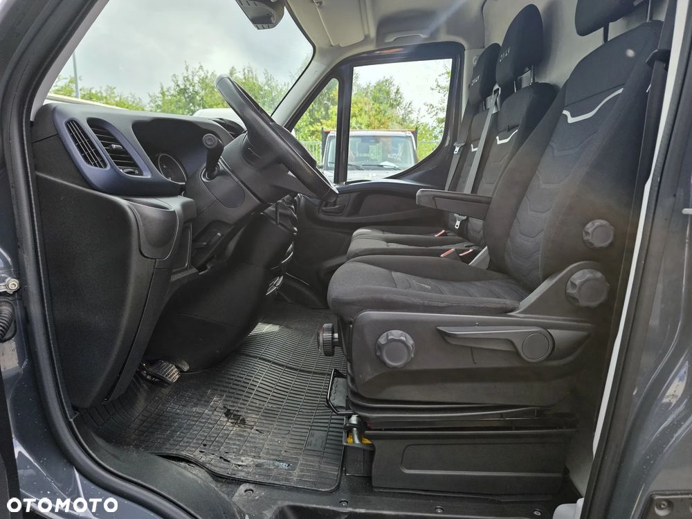 Iveco 35S18A8V L3H2 Automat Średniak Furgon Blaszak Silnik 3L 180KM Krajowy Ledy - 13
