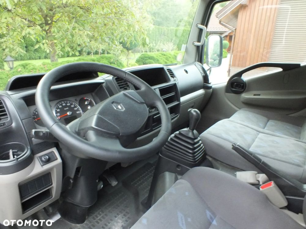 Renault MAXITY - 18