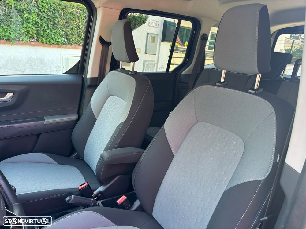 Ford Tourneo Courier 1.0 EcoBoost Titanium - 25