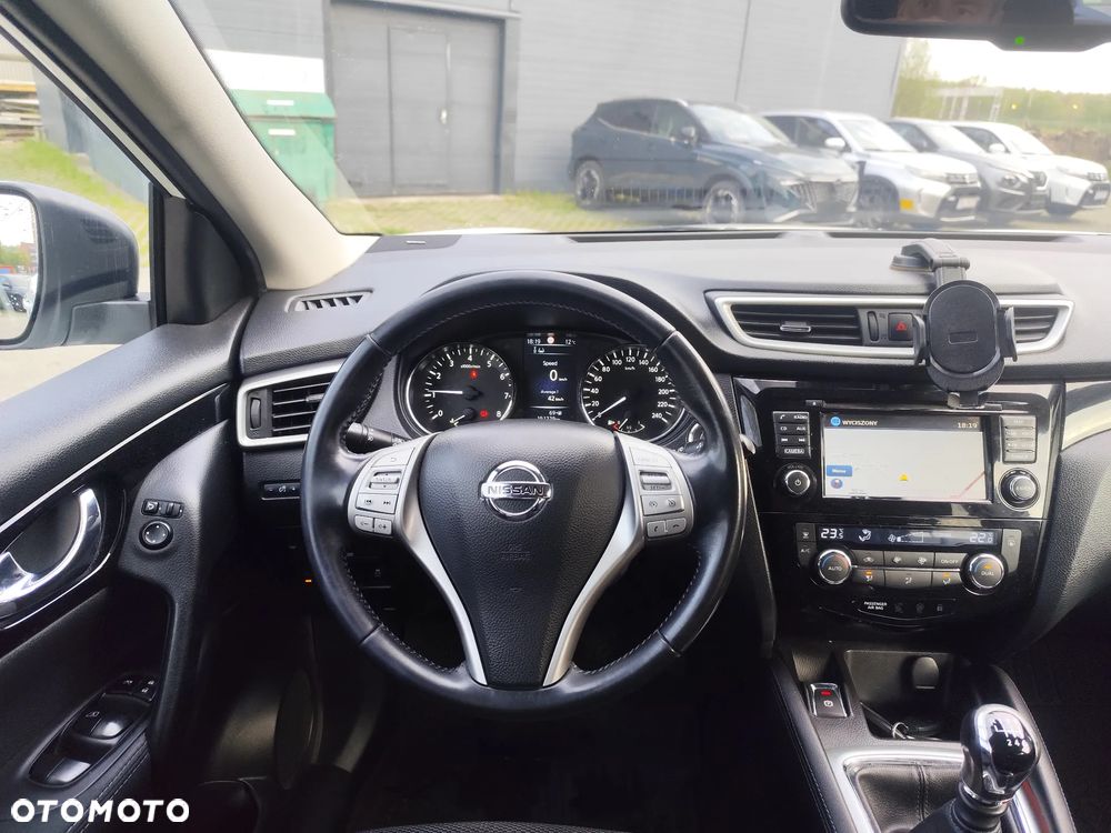 Nissan Qashqai 1.6 DIG-T N-Tec - 12