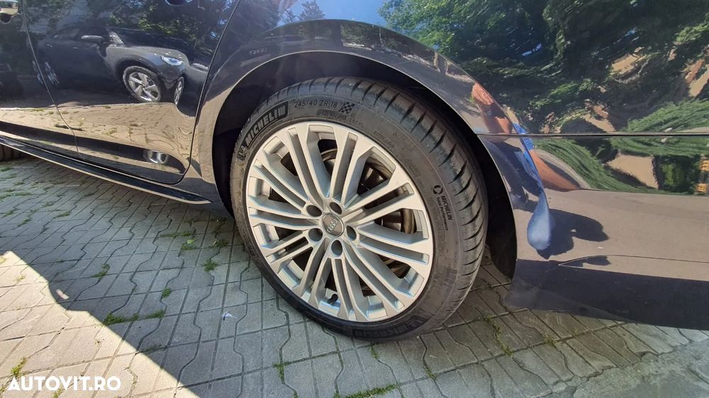Audi A4 2.0 TDI quattro Stronic - 11