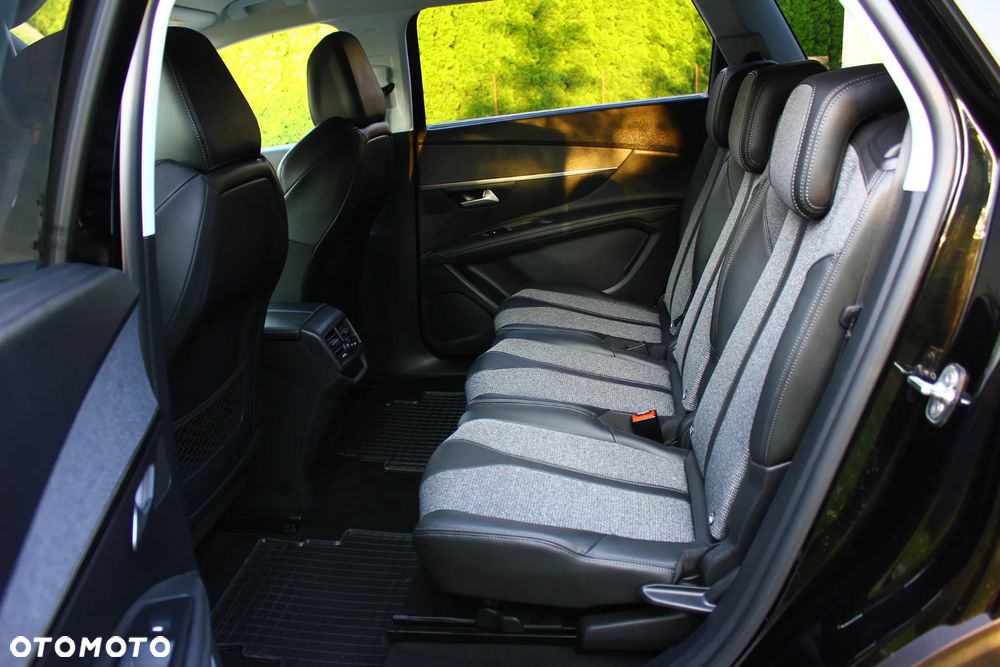 Peugeot 5008 1.5 BlueHDi Allure S&S - 31