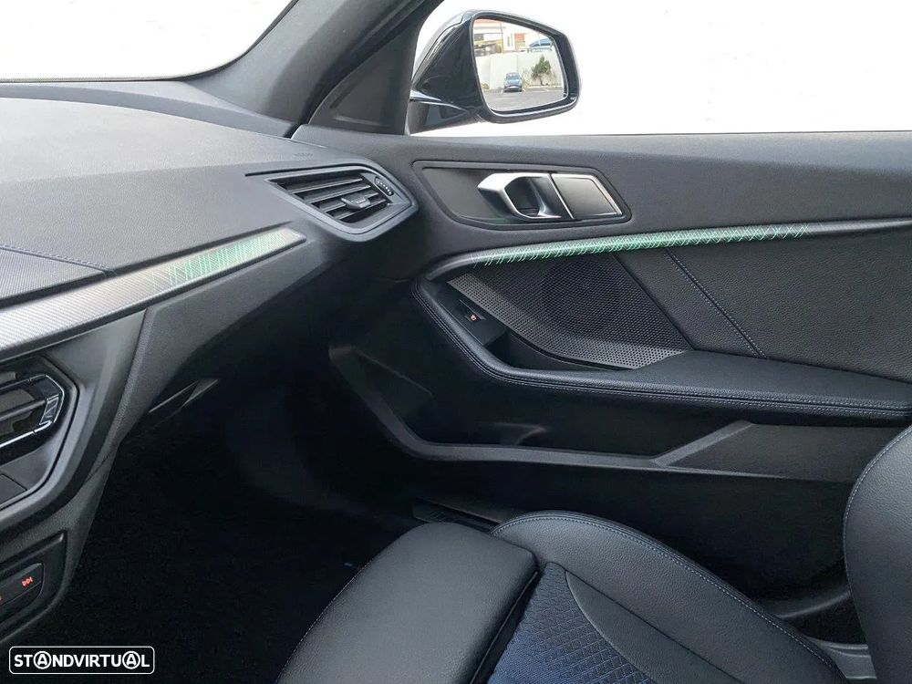 BMW 116 d Pack Desportivo M - 34
