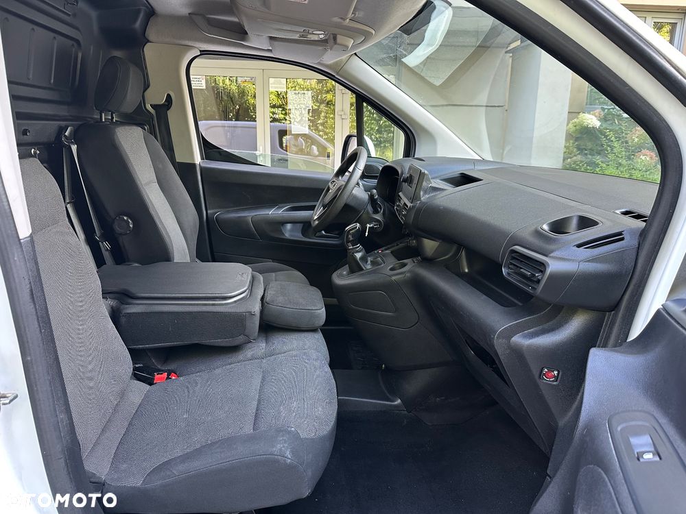 Opel Combo - 9