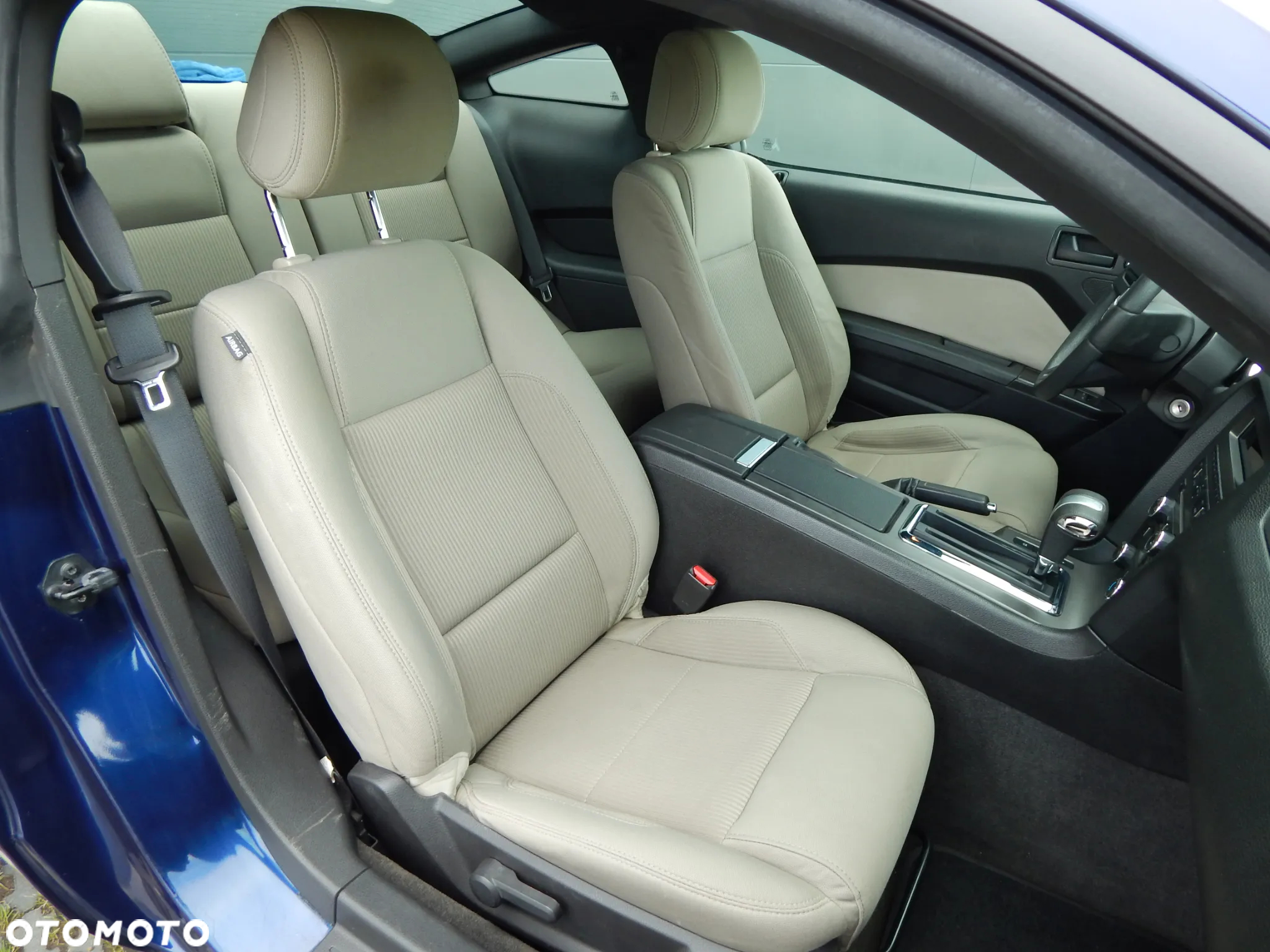 Ford Mustang 3.7 V6 Premium - 22