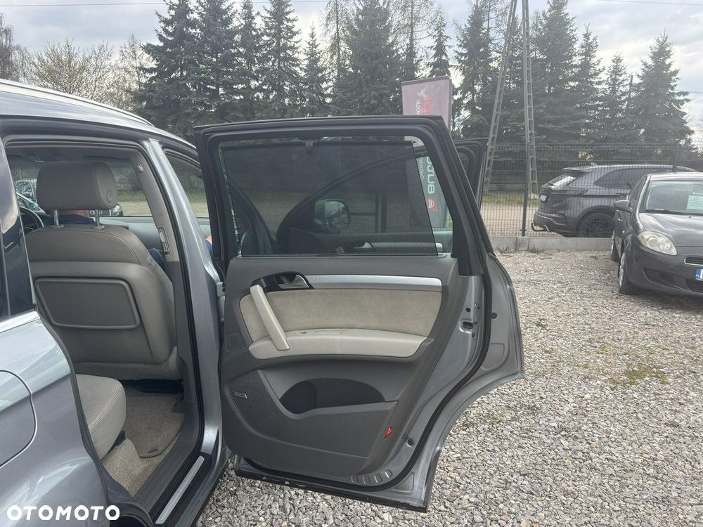 Audi Q7 - 36