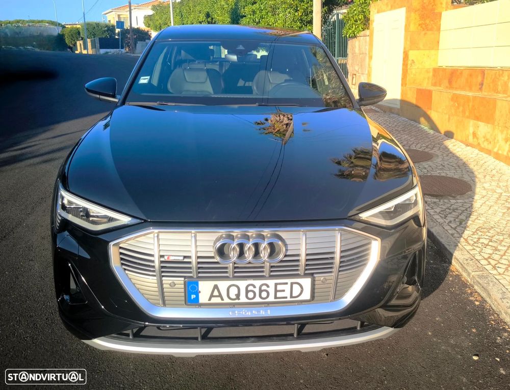 Audi e-tron 55 quattro S line - 11