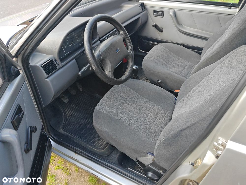 Fiat Uno - 16