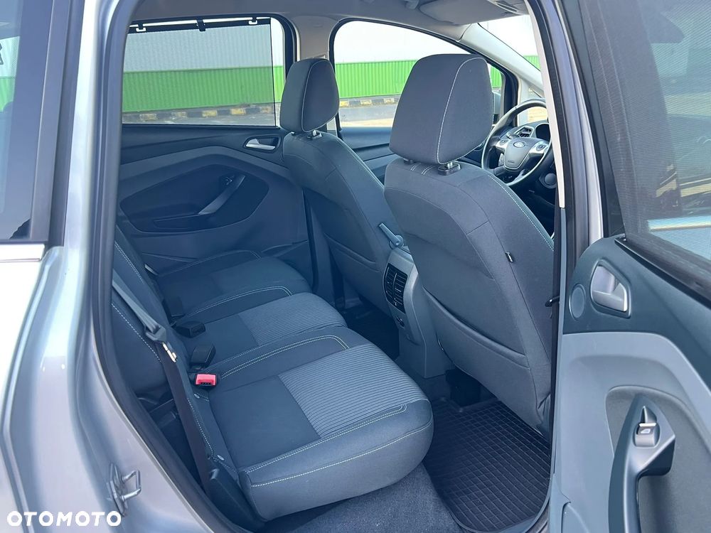 Ford C-MAX 2.0 TDCi Titanium - 19