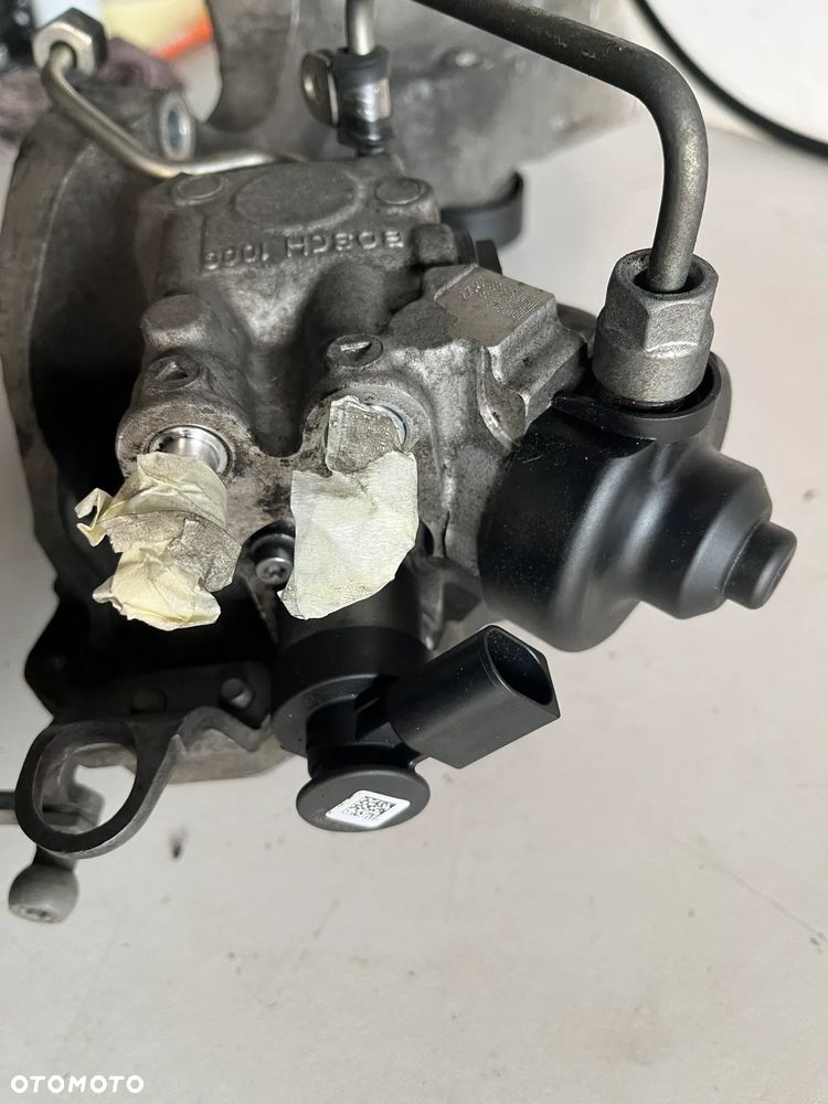 UKŁAD PALIWOWY WTRYSKOWY 2.0 TDI POMPA WTRYSKI 03L130277 Q / J  KOMPLET - 3