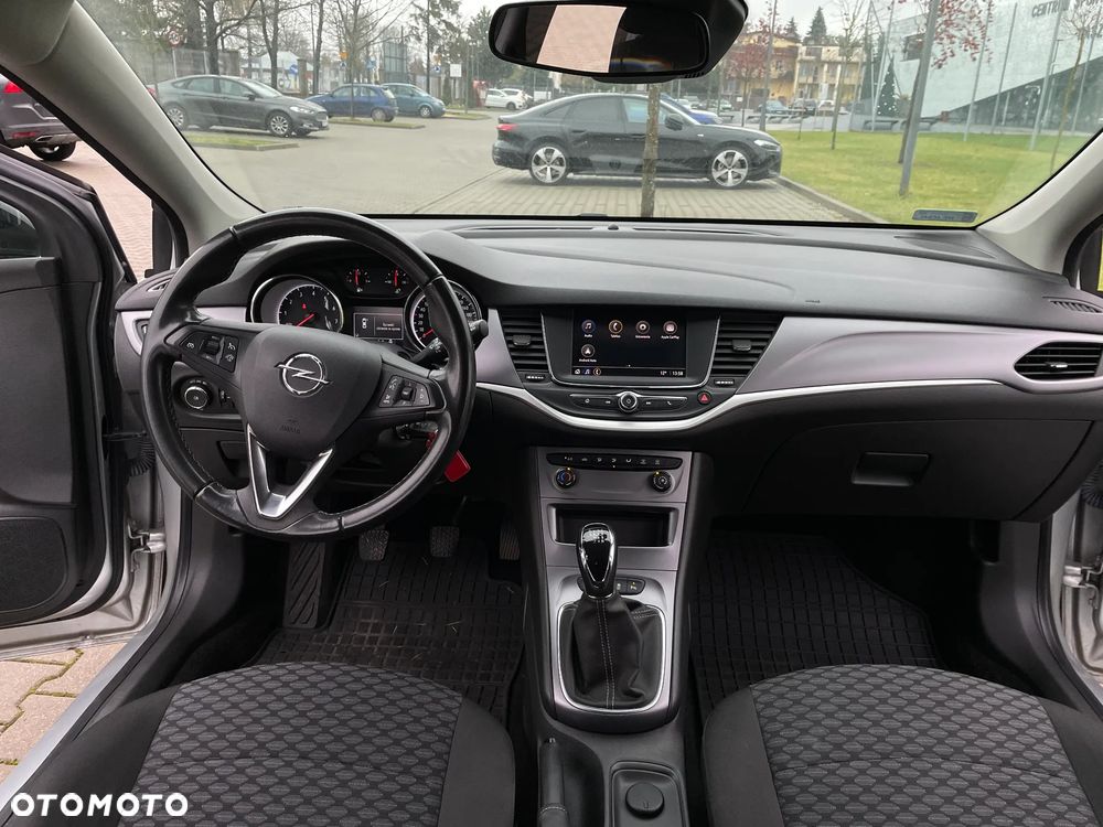 Opel Astra 1.2 T Business Edition S&S - 7