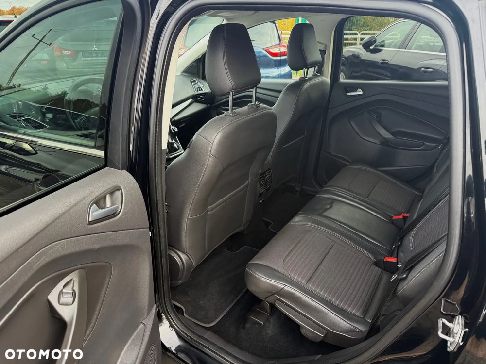 Ford Kuga 2.0 TDCi 4x4 ST-Line - 9