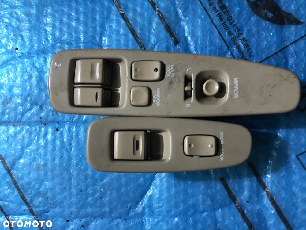 PANEL STEROWANIA OD DRZWI PASAŻERA LEXUS SC300,SC400 - 1