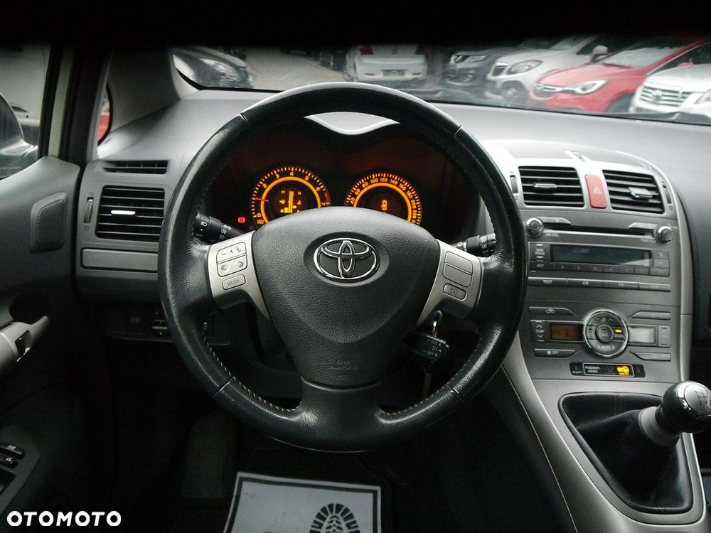 Toyota Auris 1.6 Valvematic Edition - 15