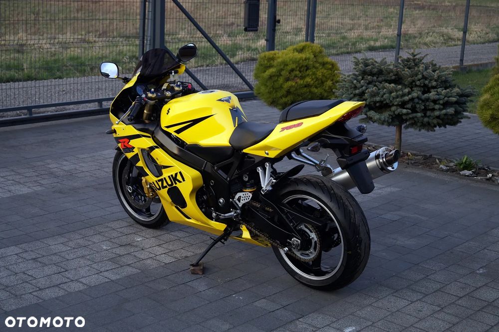 Suzuki GSX-R - 9