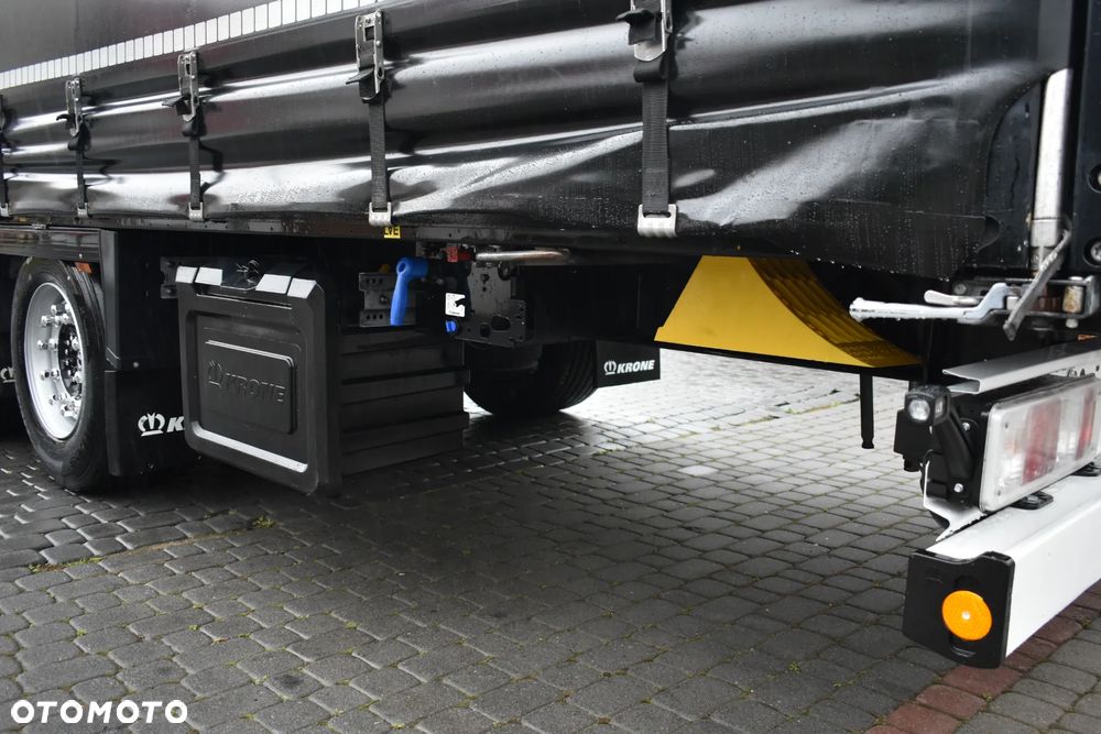 Krone SD MEGA //  OS PODNOSZONA // 6X NOWE OPONY // DACH PODNOSZONY // LED - 10