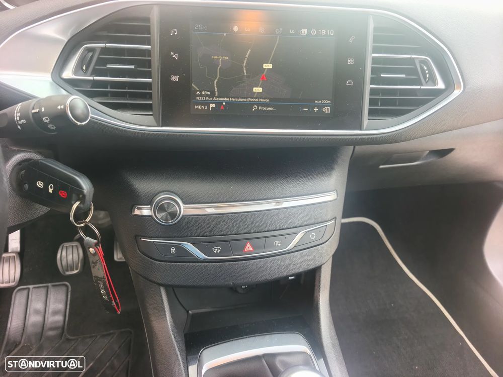 Peugeot 308 SW BlueHDi 130 Stop & Start Active - 10