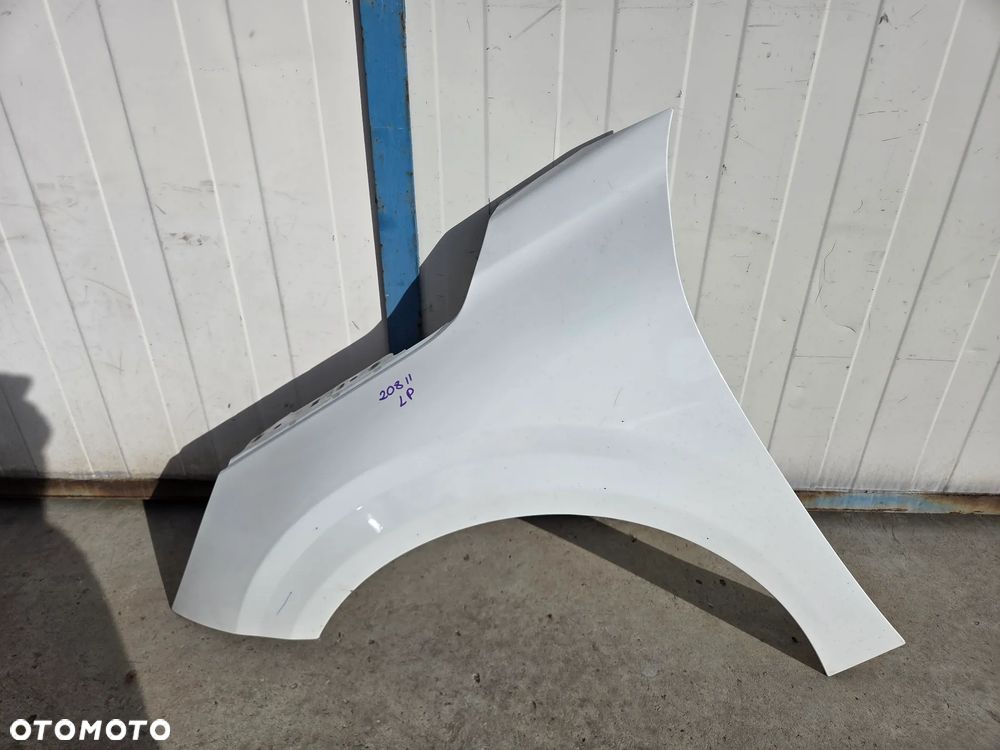 Błotnik przedni lewy Peugeot 208 II - 1