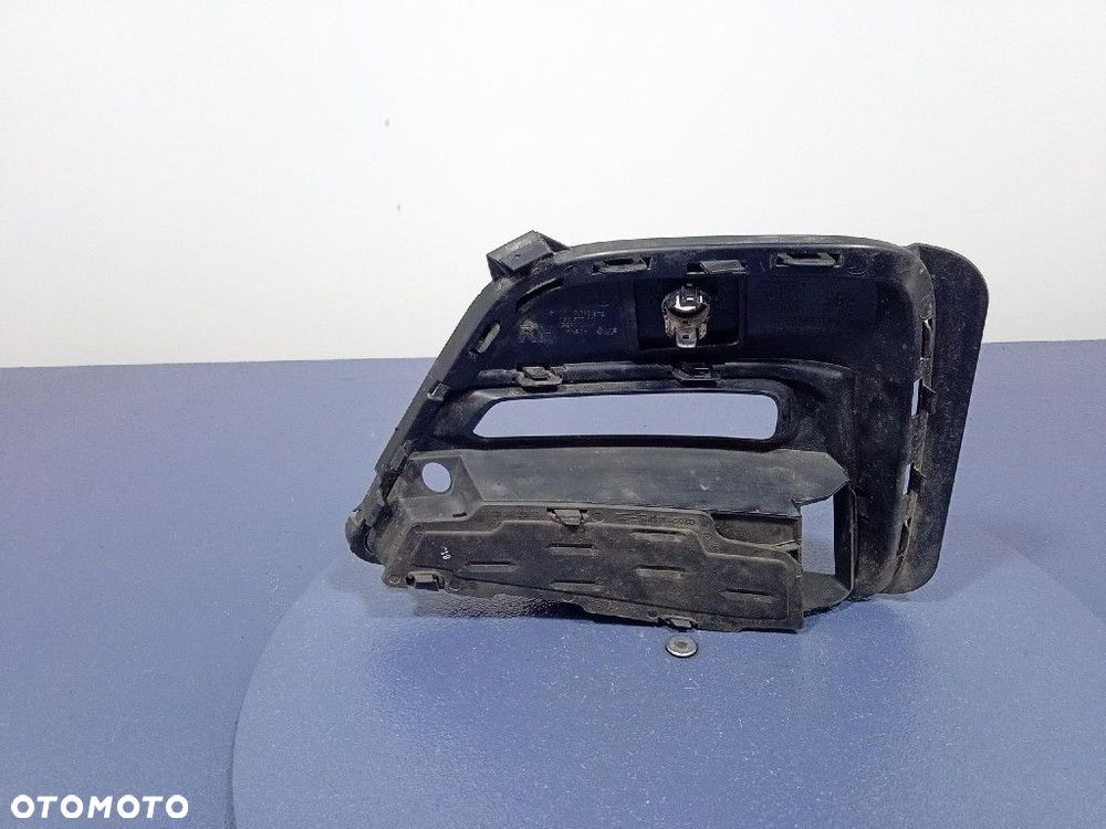 BMW 3 G20 G21 KRATKA PRAWA ZDERZAK PRZÓD M-PAKIET 8069372 - 2