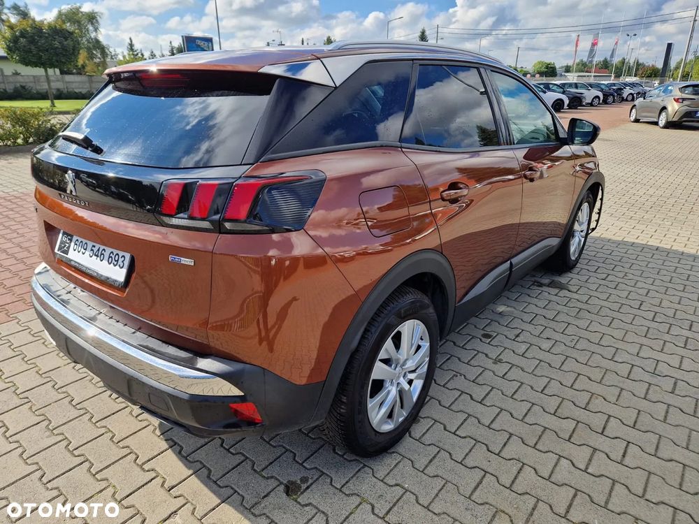 Peugeot 3008 1.2 PureTech Active S&S EAT6 - 5