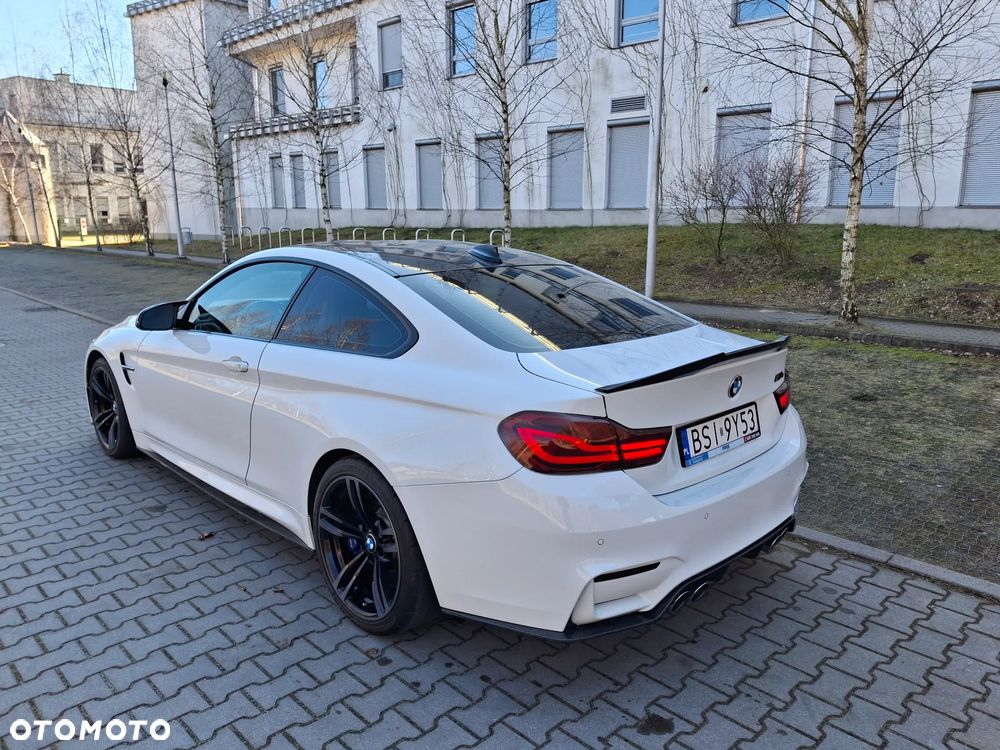 BMW M4 - 12