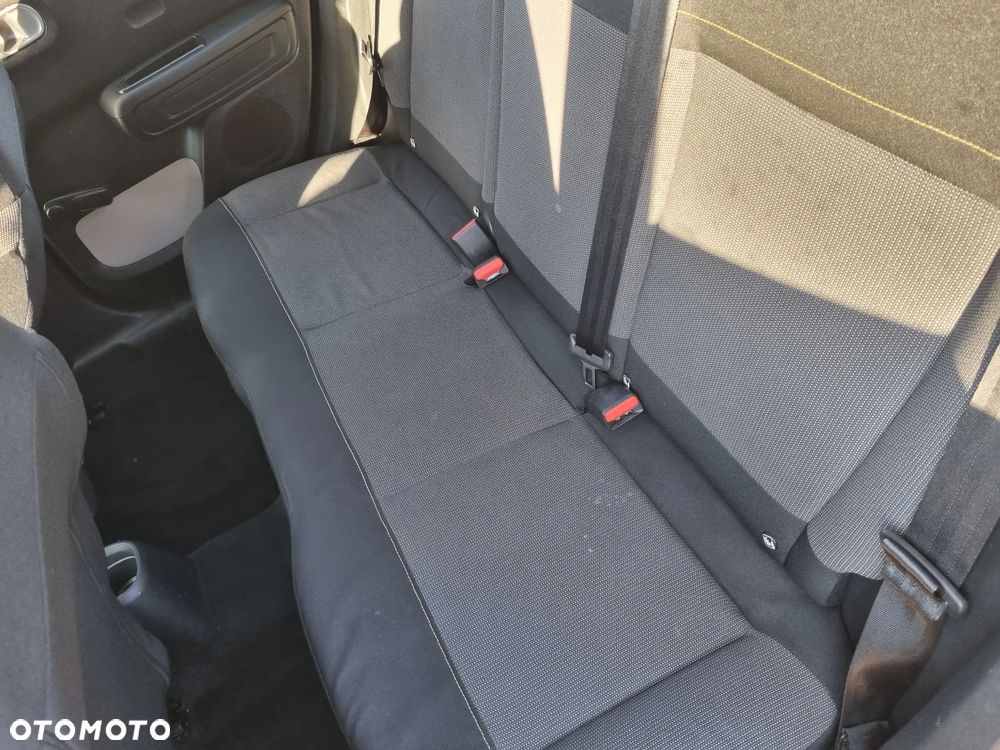 Citroën C3 Pure Tech 82 SHINE - 32