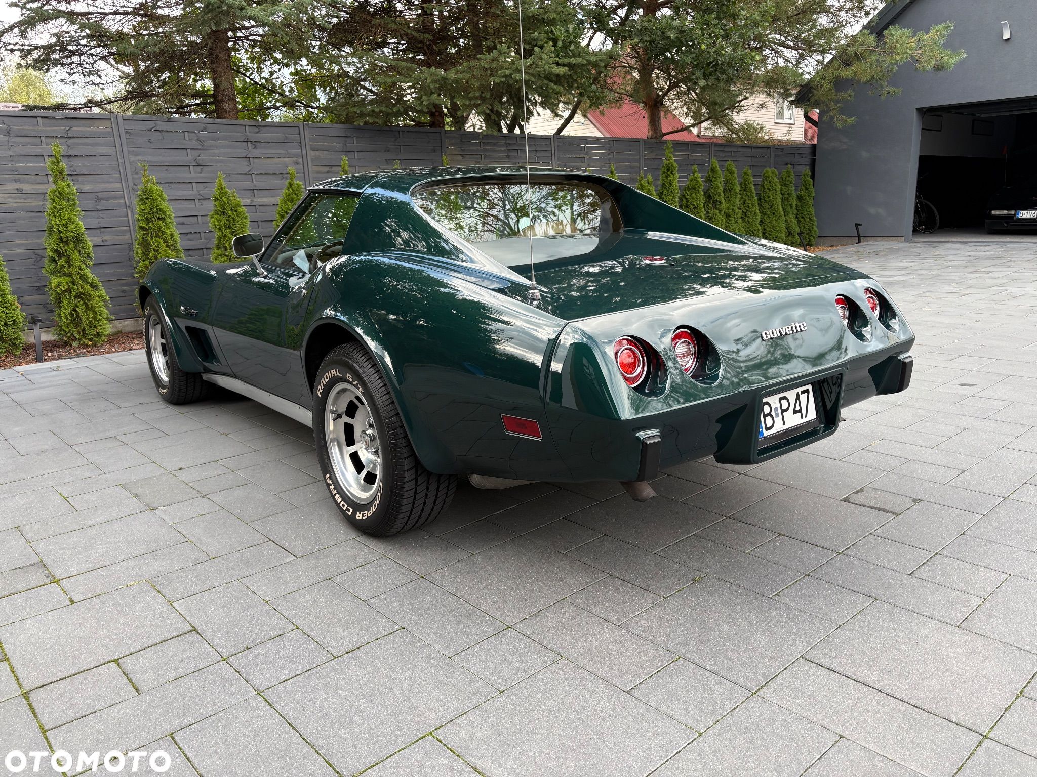 Chevrolet Corvette - 1