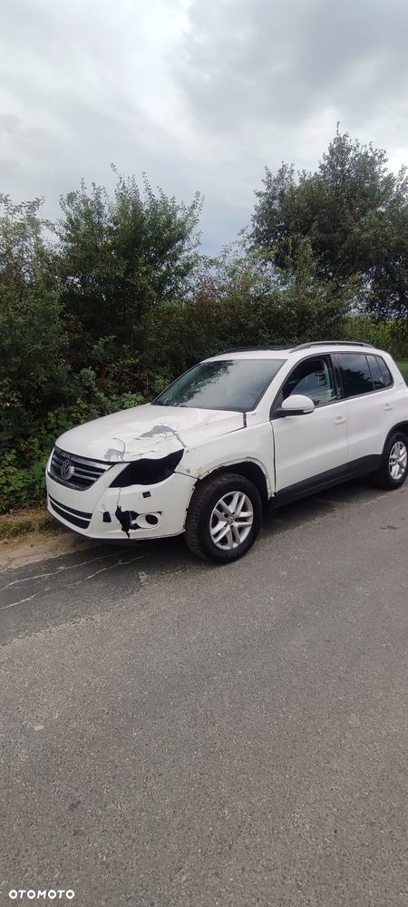 Volkswagen Tiguan - 8