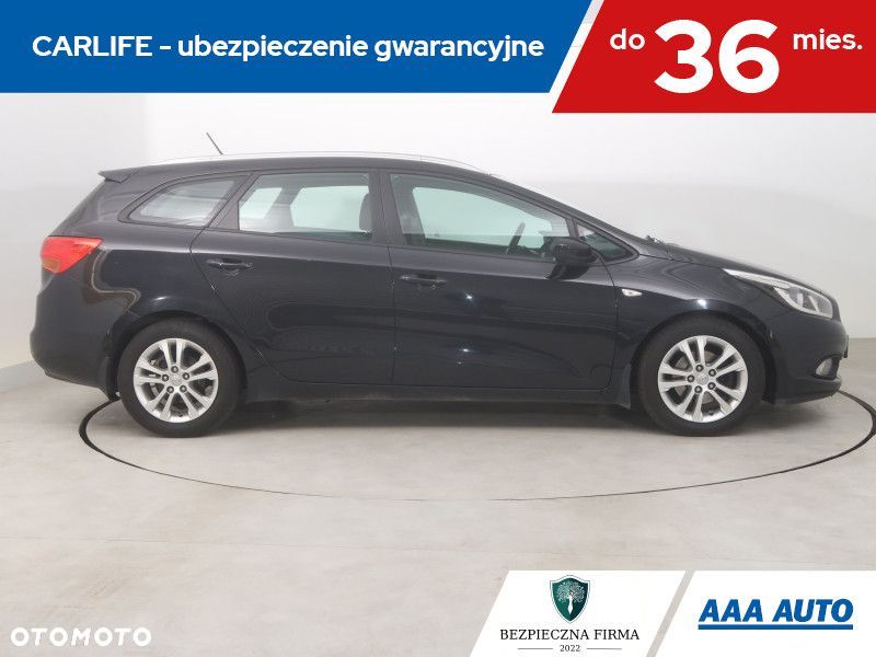 Kia Ceed - 8