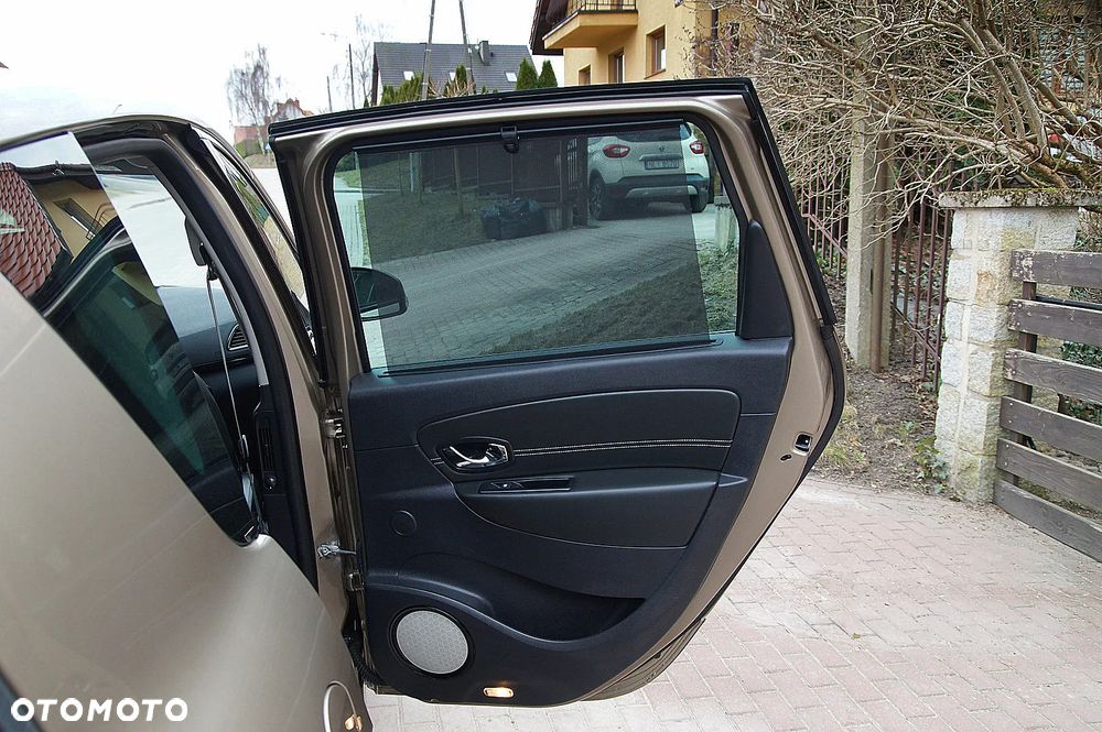 Renault Scenic Energy dCi 130 Euro 6 S&S Bose Edition - 26