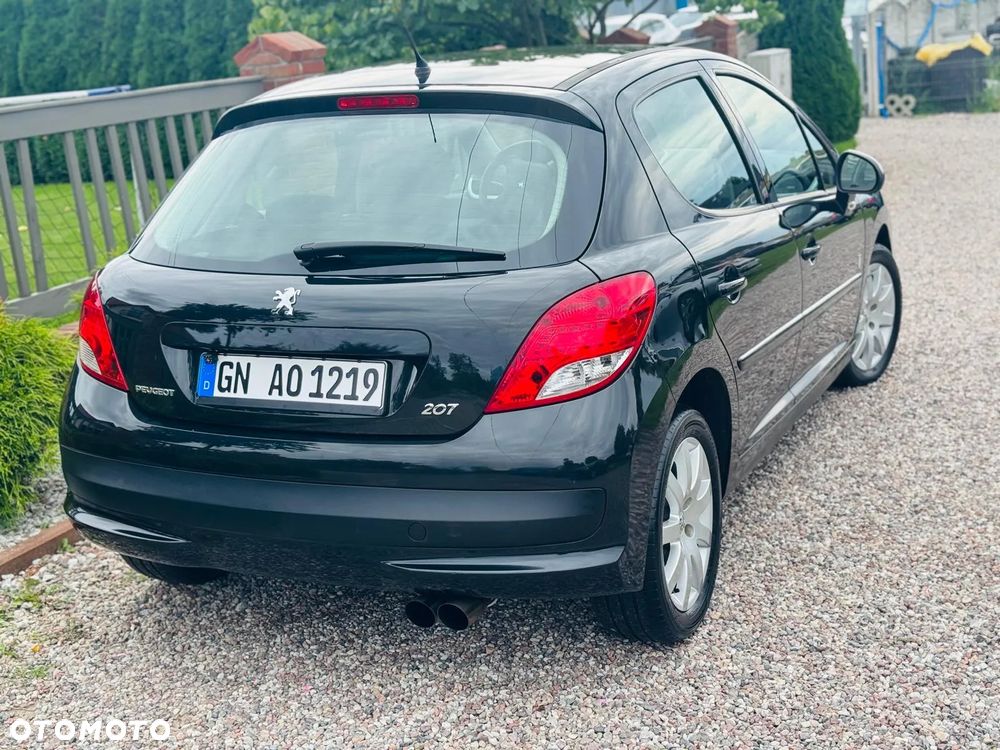 Peugeot 207 1.6 Premium - 4