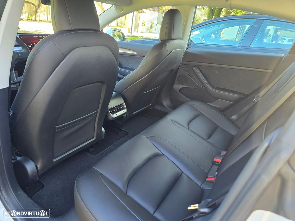 Tesla Model 3 Standard Range Plus RWD - 11