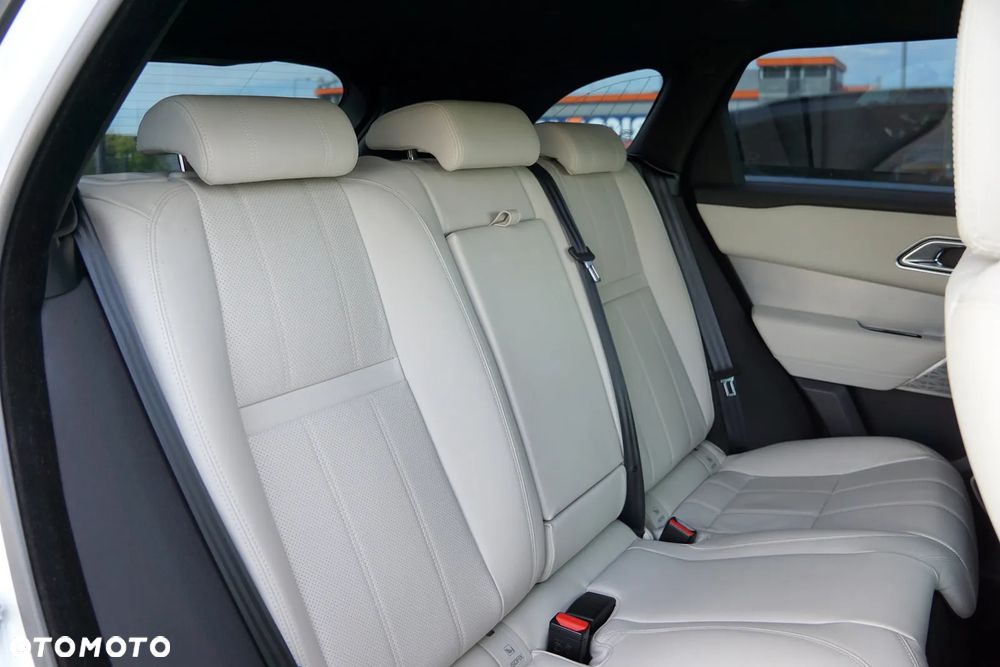 Land Rover Range Rover Velar 3.0 D300 mHEV R-Dynamic SE - 22
