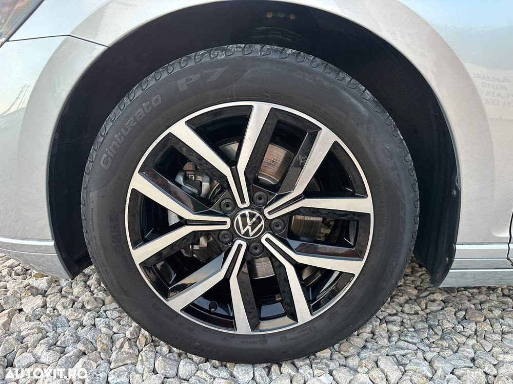 Volkswagen Passat 2.0 TDI DSG Comfortline - 23
