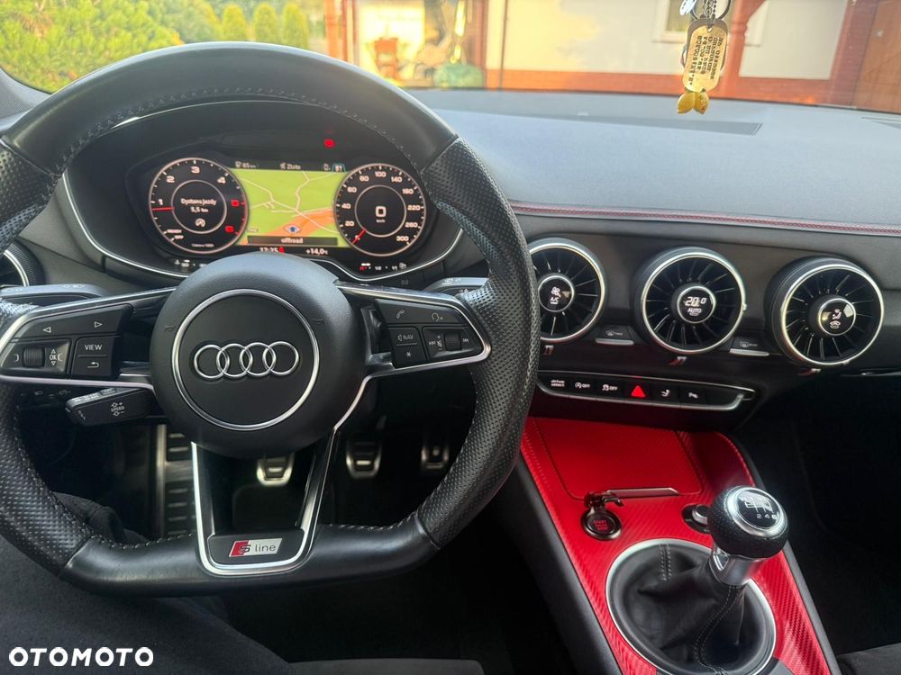Audi TT Coupé - 19